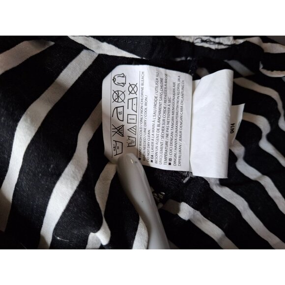 Old Navy Black White Striped Tank L Soft Rayon Breezy Summer Beach - Picture 6 of 8